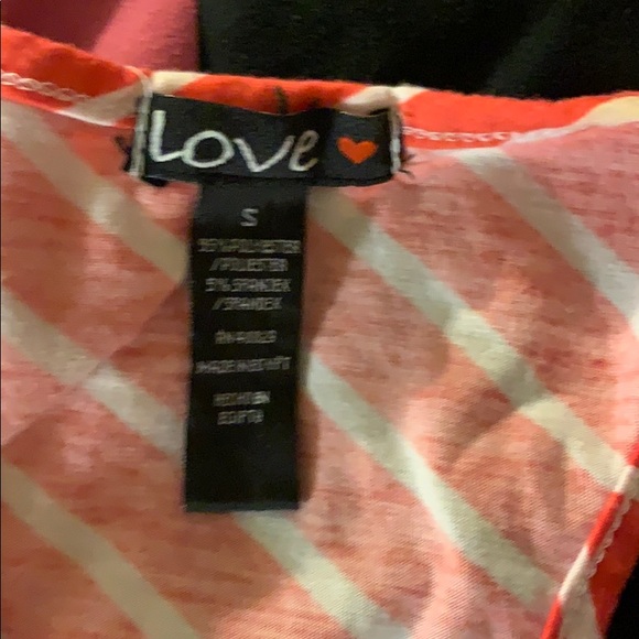 Clothes - Picture 2 of 3